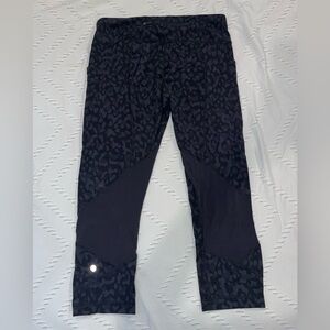 Lululemon cropped leggings